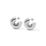 THE RIBBED HOOP EARRINGS